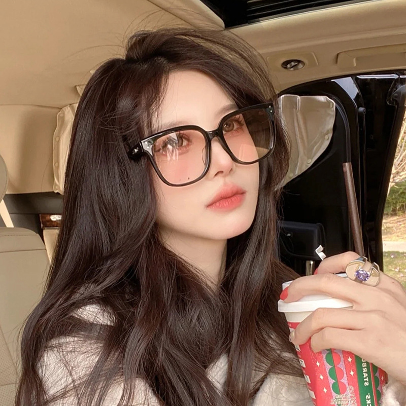 UV400 Sunglasses for Women Ret - Street Fashion Shoot review and price