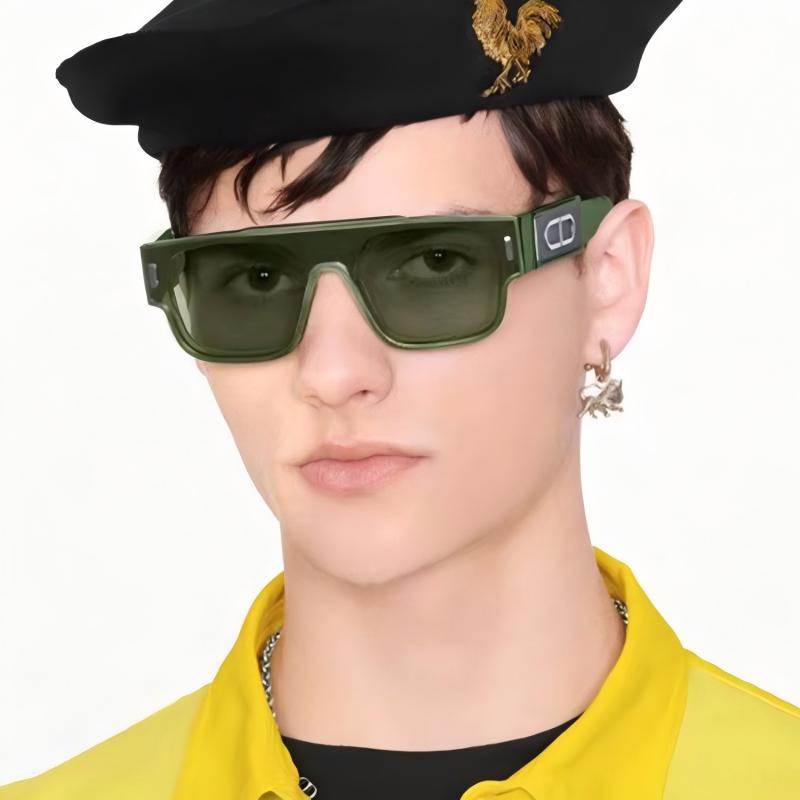 Trendy Green Square Frame Sung - Street Fashion Shoot review and price